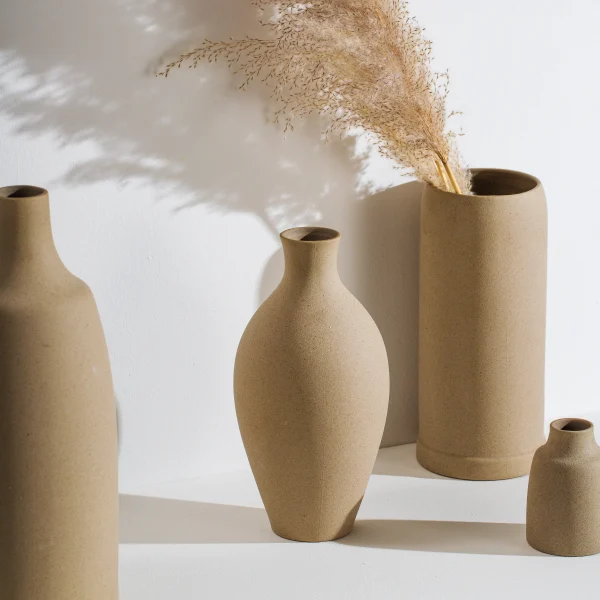 Custom Matte Terracotta Flower Vases5