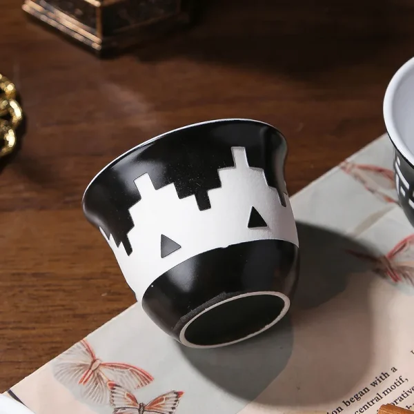 Custom Coffee Cup in Arabic2