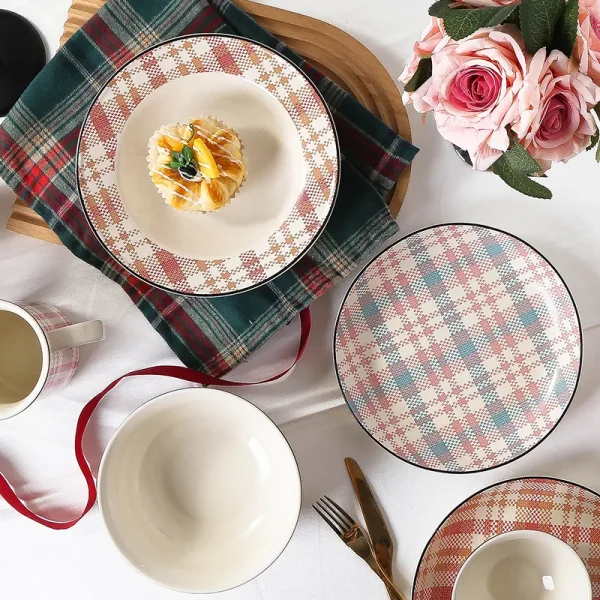 Custom Christmas Plaid Dinnerware5