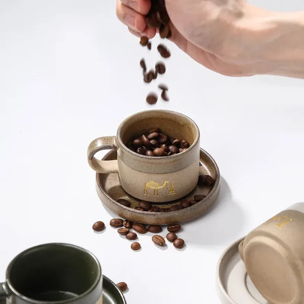Conjunto personalizado de chávena de café e pires em barro do Médio Oriente1