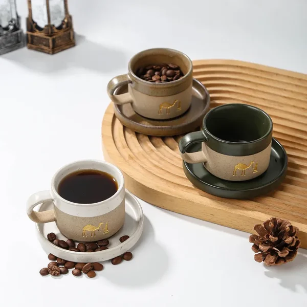 Conjunto personalizado de chávena de café e pires em barro do Médio Oriente3