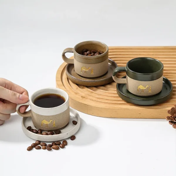 Conjunto personalizado de chávena de café e pires em barro do Médio Oriente6