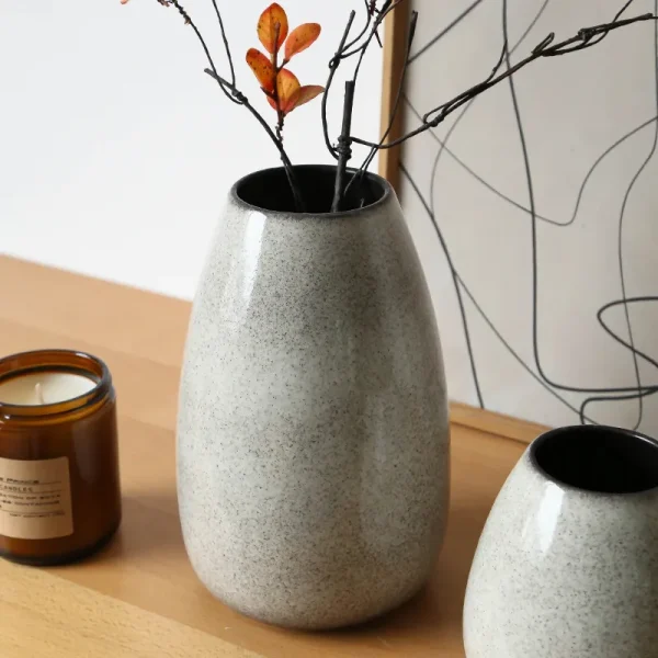 Custom Ceramic Flower Vase with Color Variations5