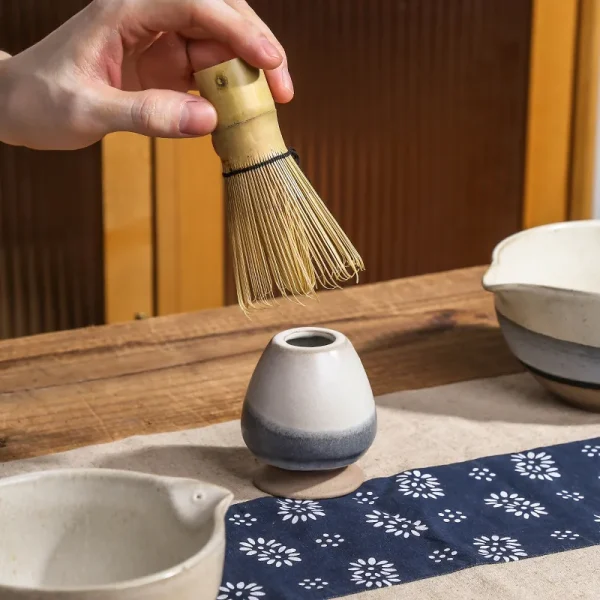 カスタム抹茶碗セット、竹製泡立て器付き1