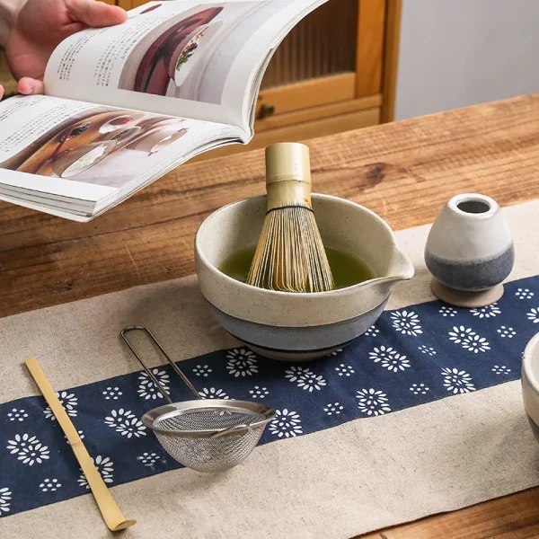 カスタム抹茶碗セット、竹製泡立て器付き4