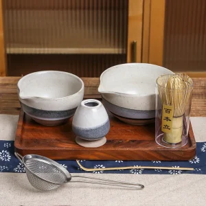 特注抹茶碗と竹製泡立て器セット6