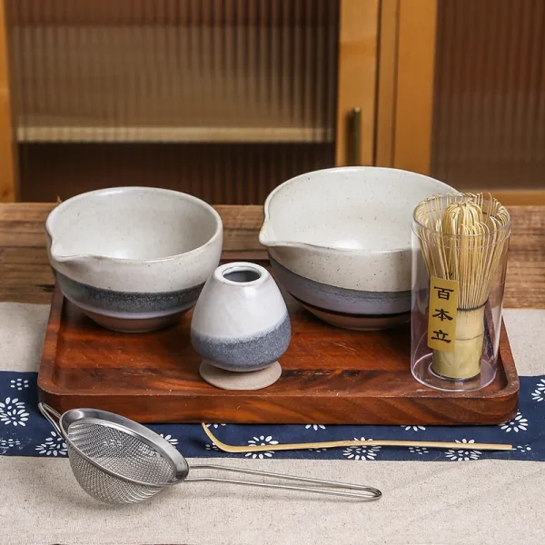 特注抹茶碗と竹製泡立て器セット6