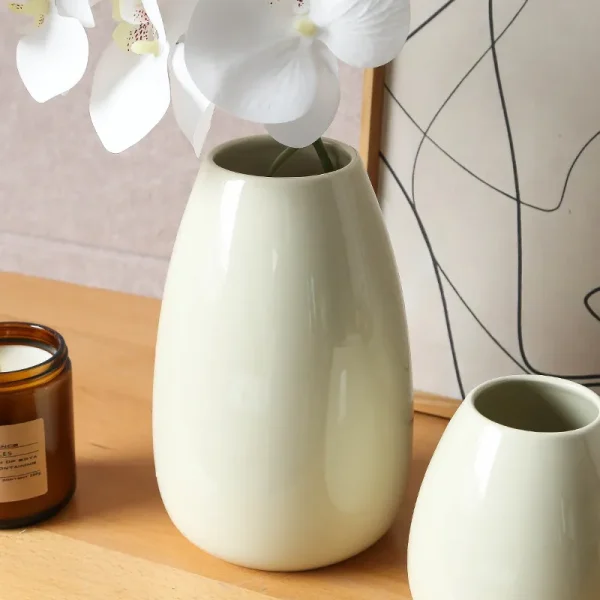 Custom Milky White Flower Vase6