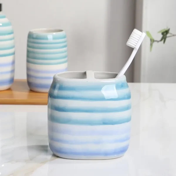 Custom Striped Bathroom Set6