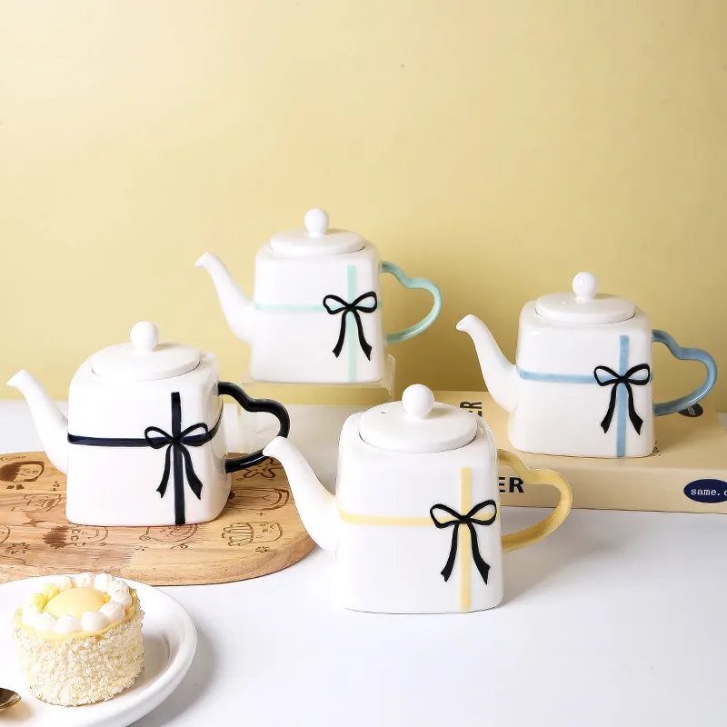 Custom Gift Box Ceramic Teapot with Heart Shaped Handle5